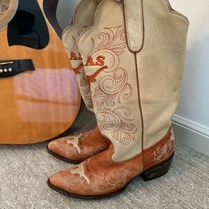 UT university of Texas women’s gameday boots